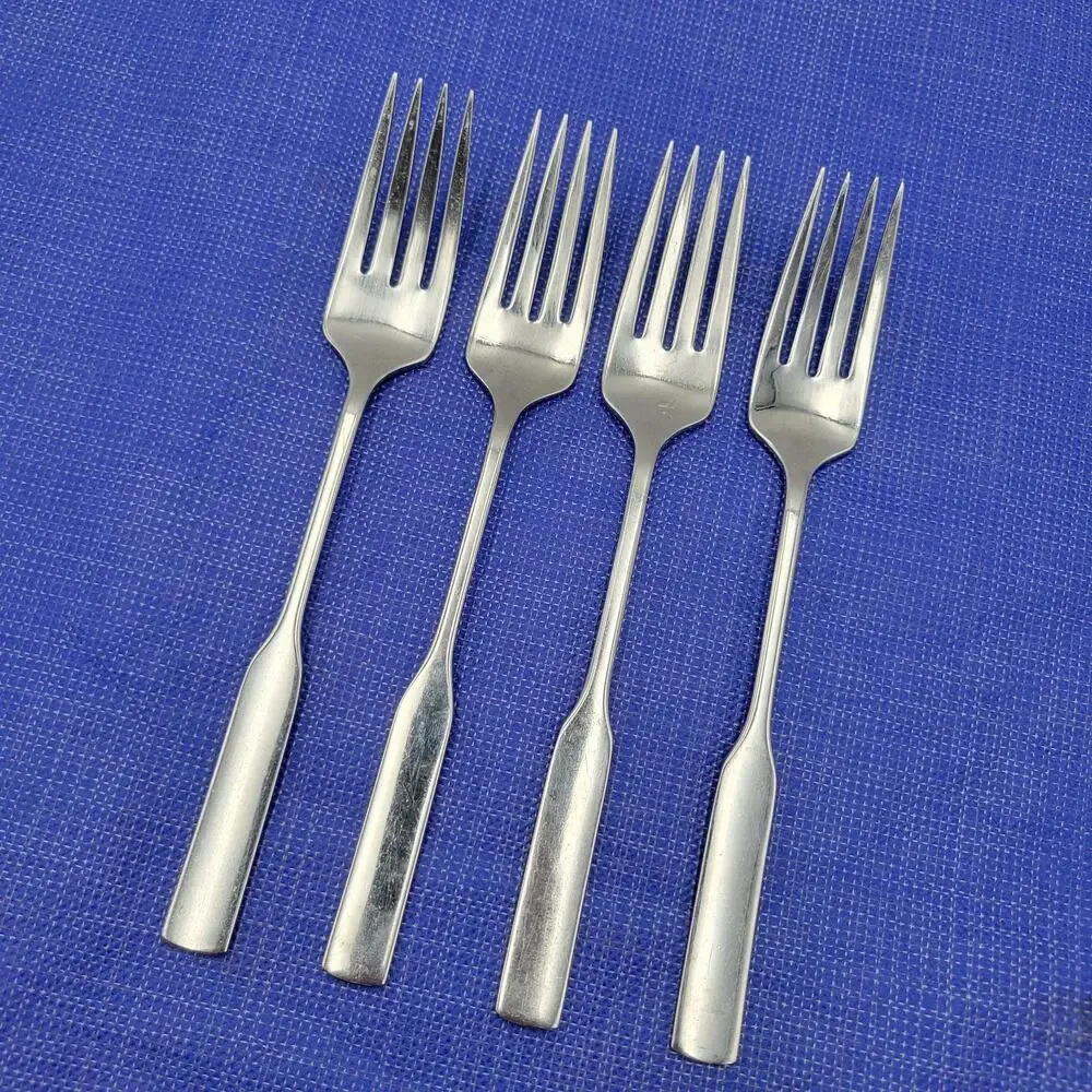 Oneida Antares Flatware Stainless Set Of 4 Pcs Dinner Fork Discontinued Vintage